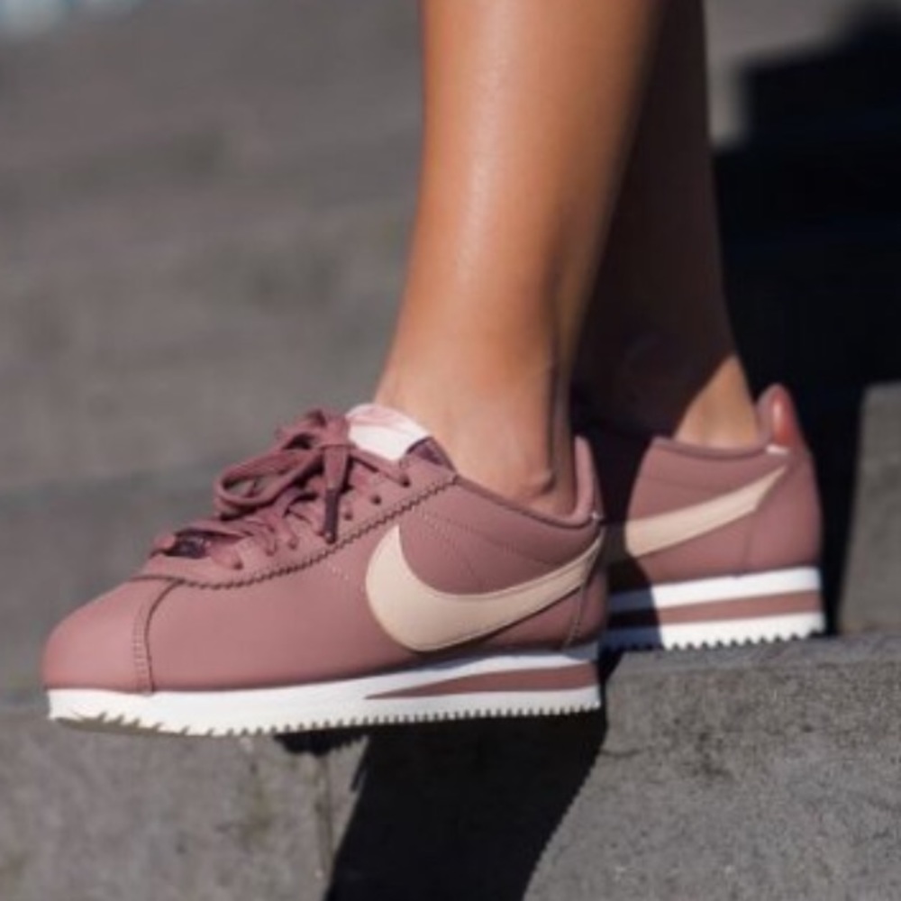NWT Nike Cortez Leather Rare - Picture 3 of 8
